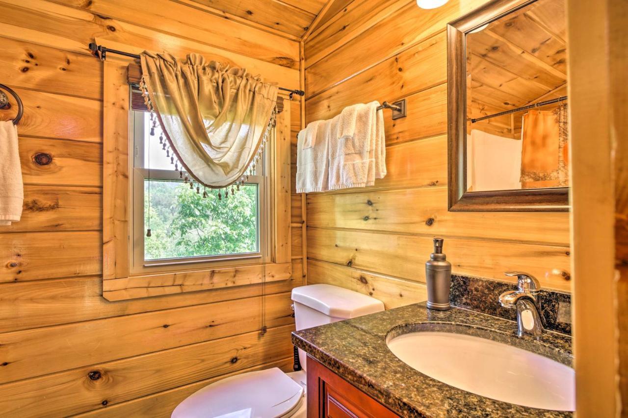 Pigeon Forge Cabin Sauna, Saltwater Pool And Views! Sevierville Exterior photo