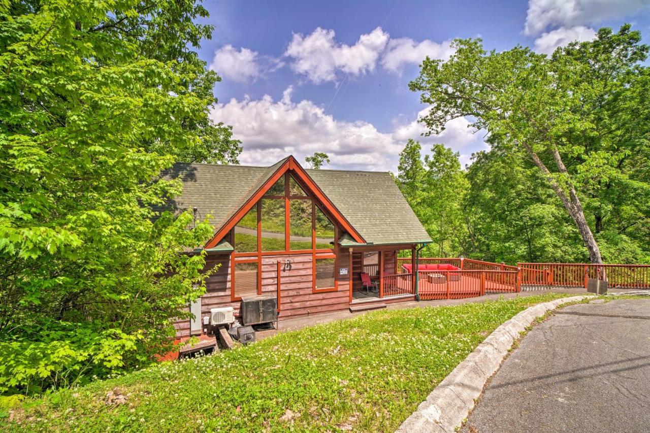 Pigeon Forge Cabin Sauna, Saltwater Pool And Views! Sevierville Exterior photo